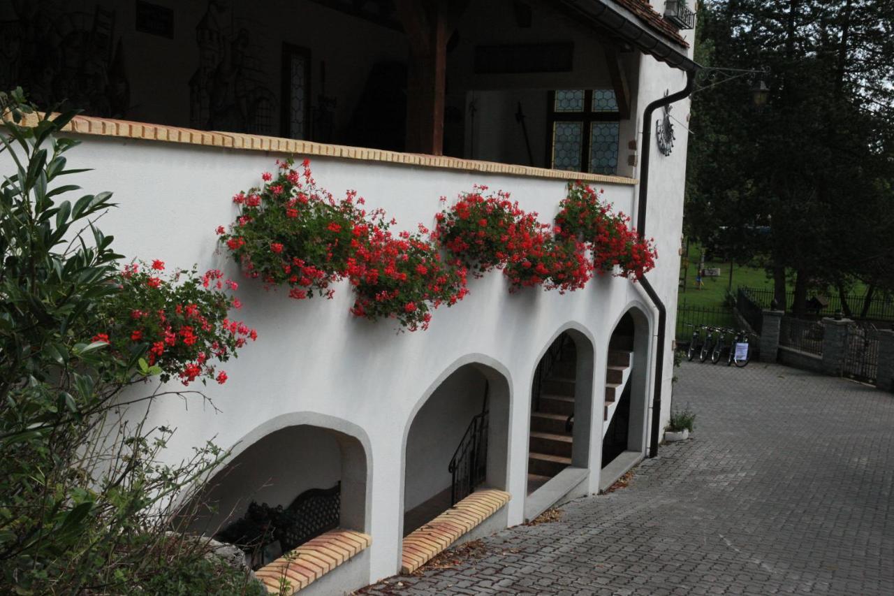 La Cibourg, Centre De Hotel 2*