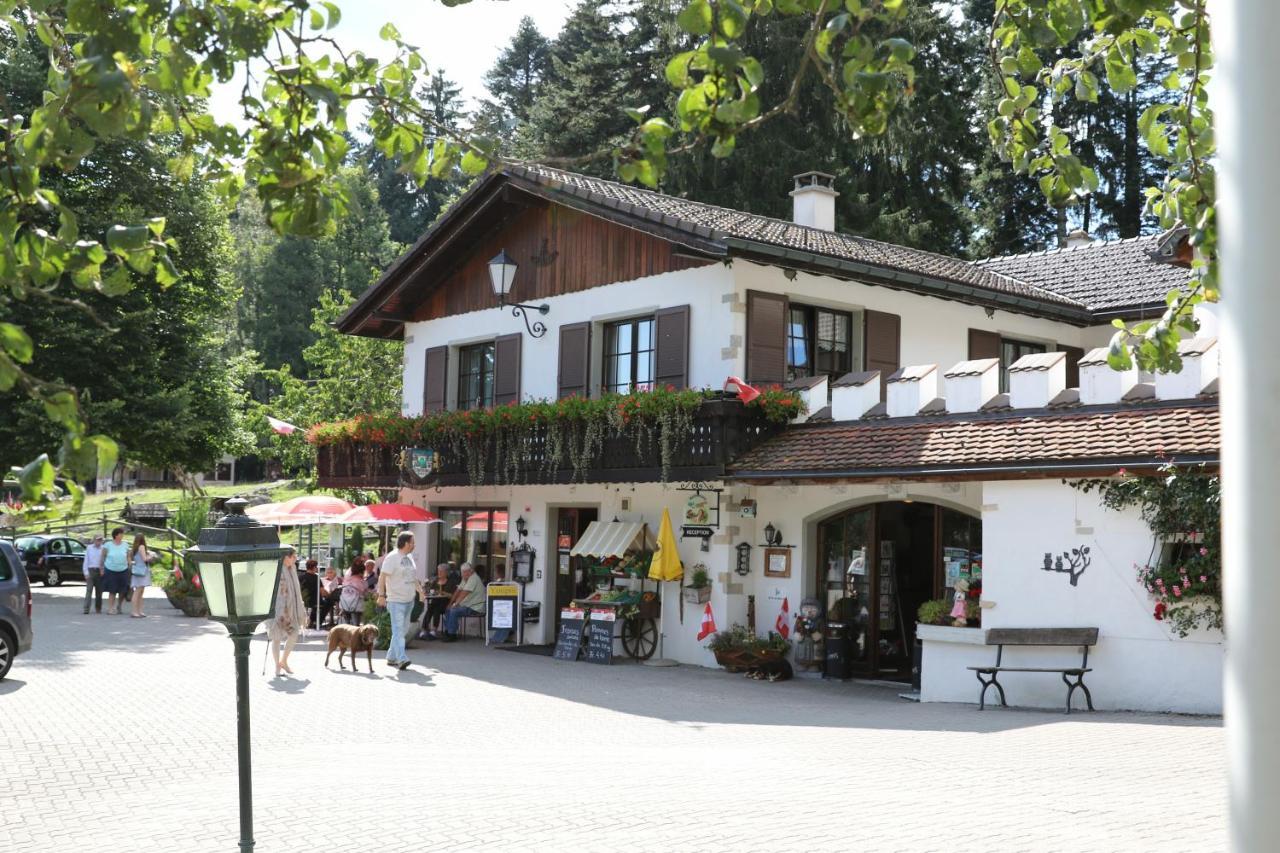 La Cibourg, Centre De Hotel